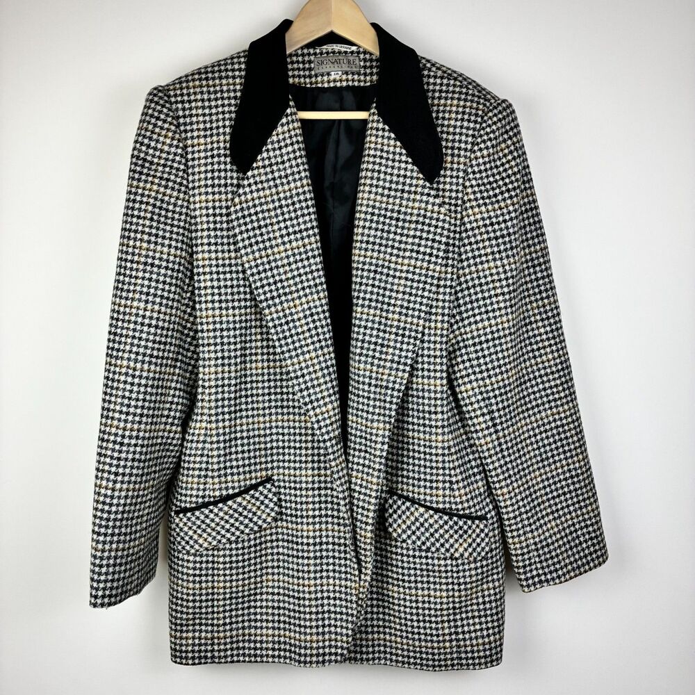 Vintage 90's Signature Expressions Houndstooth Blazer with Black Velvet Collar
